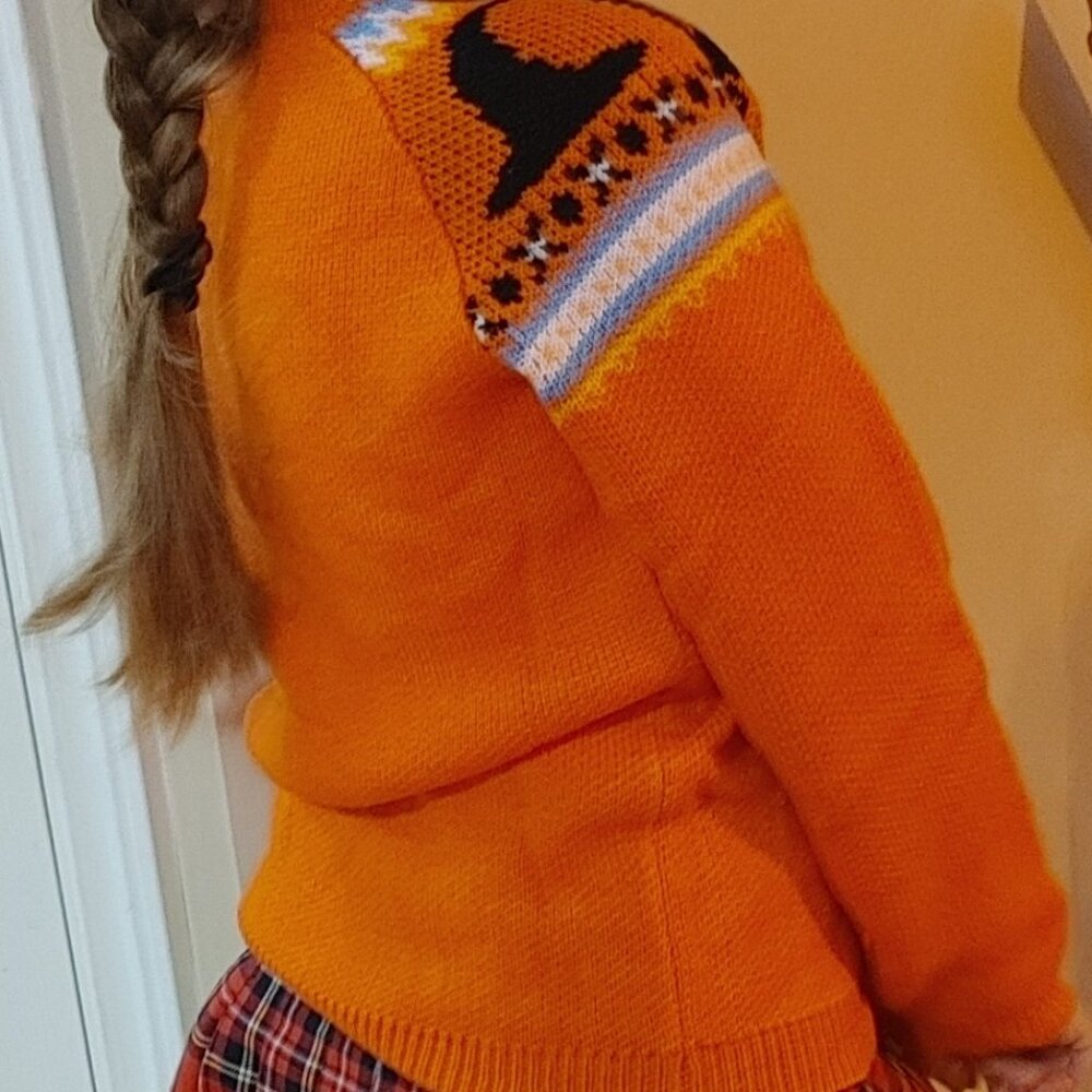 Sweater 6-8T girl